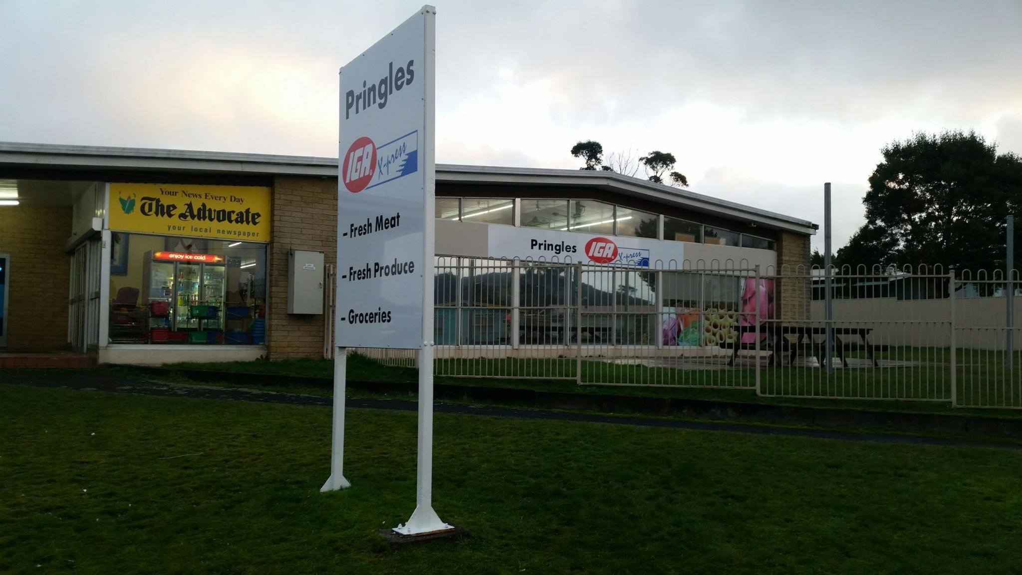 New signage at Pringles IGA, Zeehan